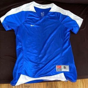 Nike women’s tshirt. Size S.
